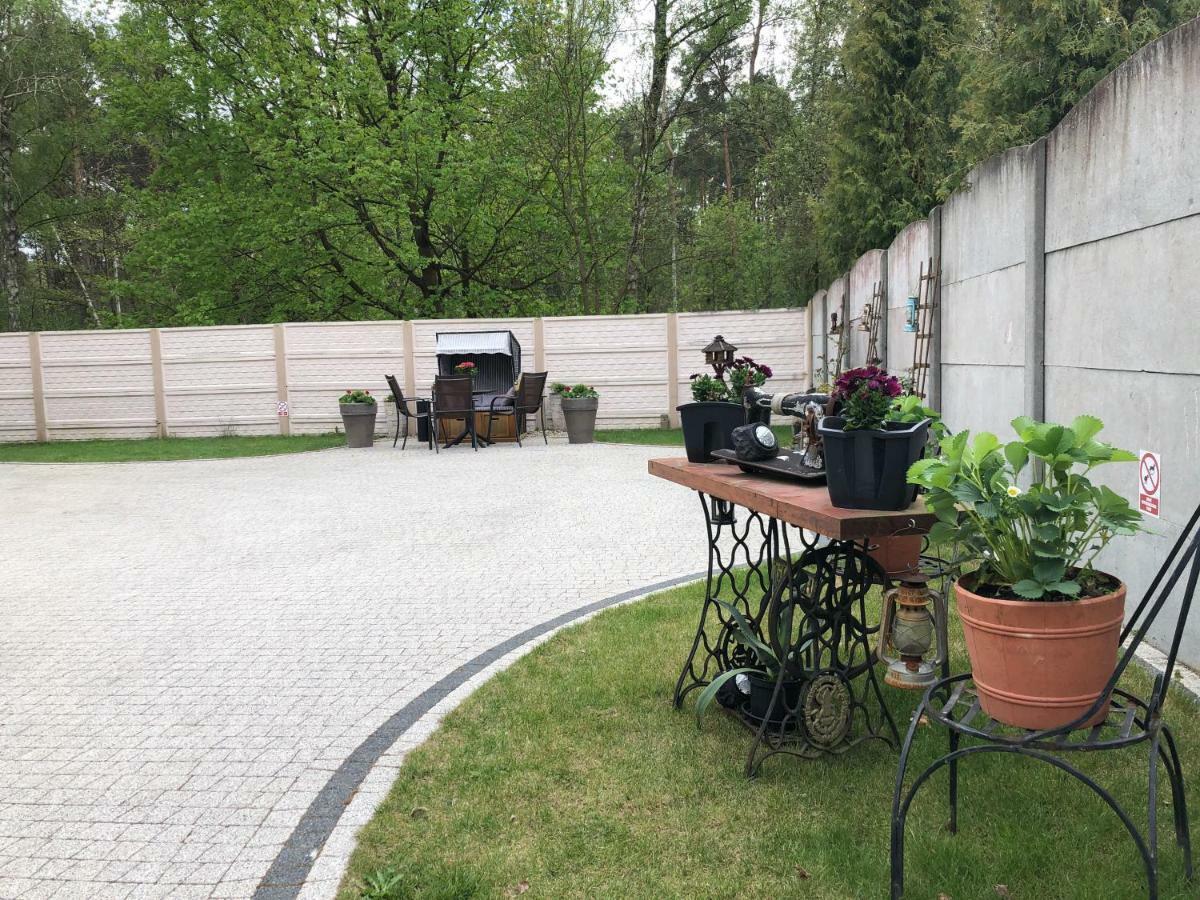 Ferienwohnung Anna Swinemuende Rycerska Esterno foto